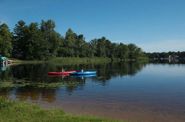 Van Ettan Lake Lodge (Van Etten Lake Lodge) - Loud Island Photo From Drone Pro Media